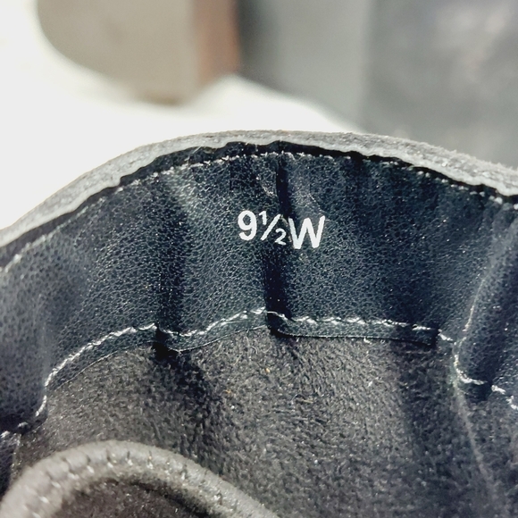 New Bella Vita Sarina Womens Black Block Heel Wide Lace Up Booties H174 - Picture 10 of 11